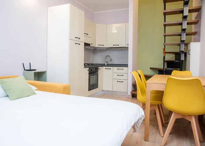 Pasteur Flat